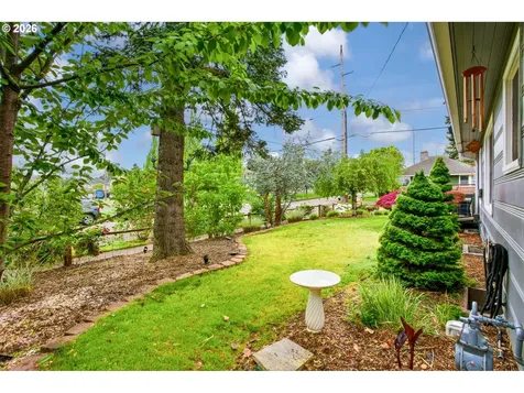 2507 N Farragut Street Portland OR 97217