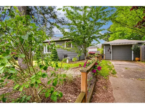 2507 N Farragut Street Portland OR 97217