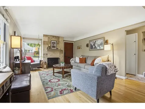 2507 N Farragut Street Portland OR 97217