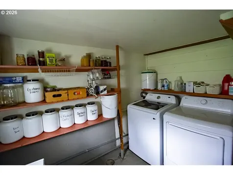 204 Crook Avenue La Grande OR 97850