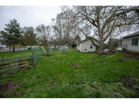 204 Crook Avenue La Grande OR 97850