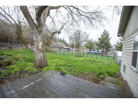 204 Crook Avenue La Grande OR 97850