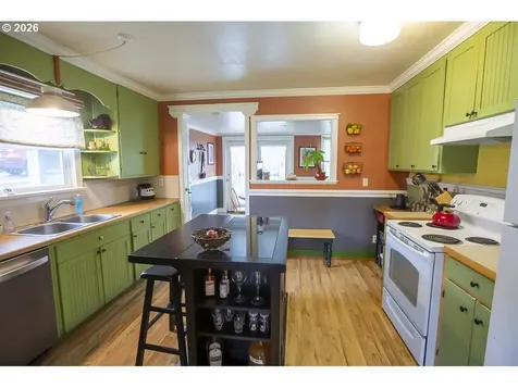 204 Crook Avenue La Grande OR 97850