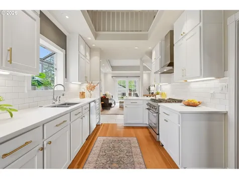 5926 NE 24th Avenue Portland OR 97211