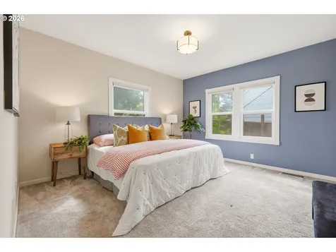 5926 NE 24th Avenue Portland OR 97211