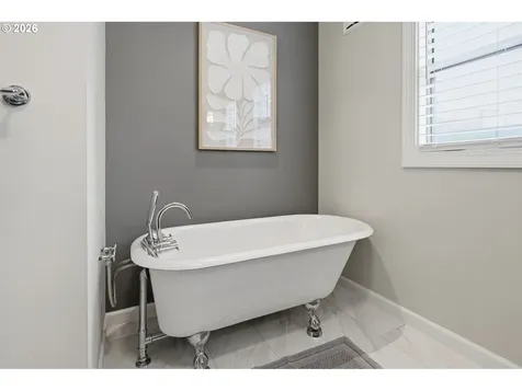 5926 NE 24th Avenue Portland OR 97211