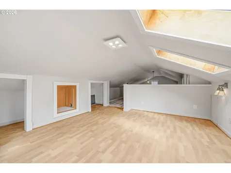 5926 NE 24th Avenue Portland OR 97211