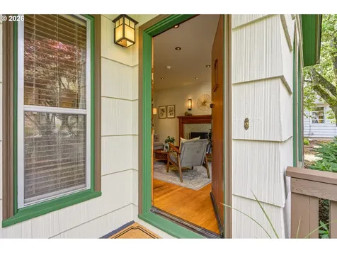 5926 NE 24th Avenue Portland OR 97211