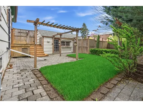 5926 NE 24th Avenue Portland OR 97211
