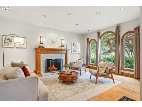 5926 NE 24th Avenue Portland OR 97211