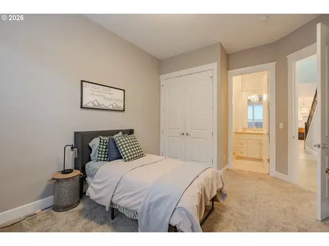 10606 NW 34th Avenue Vancouver WA 98685