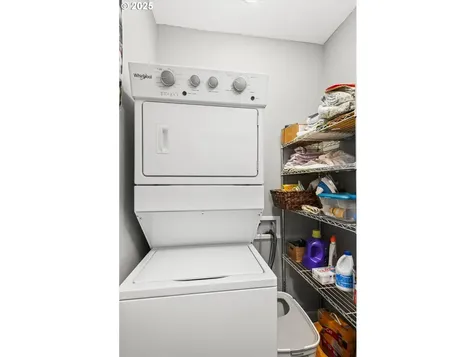 1331 S 6th Street Cottage Grove OR 97424