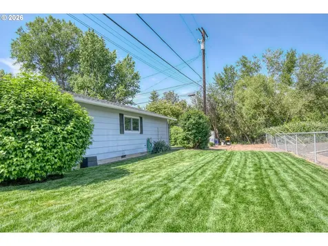 1303 SW 41st Street Pendleton OR 97801