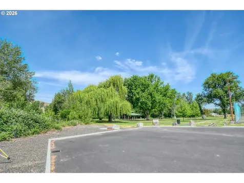 1303 SW 41st Street Pendleton OR 97801