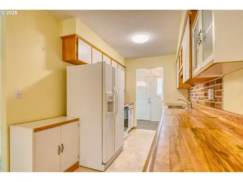 1303 SW 41st Street Pendleton OR 97801