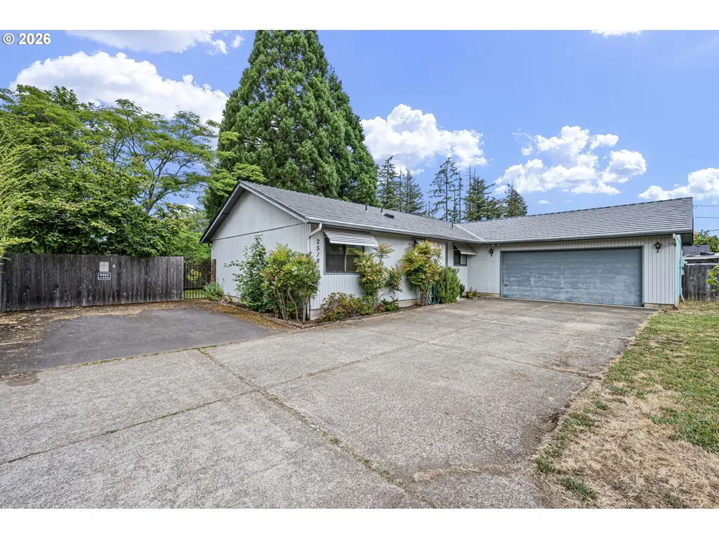 25181 Cheney Drive Veneta OR 97487
