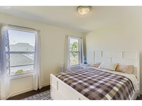 15395 SW Emerald Street Beaverton OR 97007
