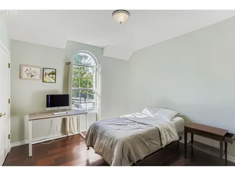 15395 SW Emerald Street Beaverton OR 97007