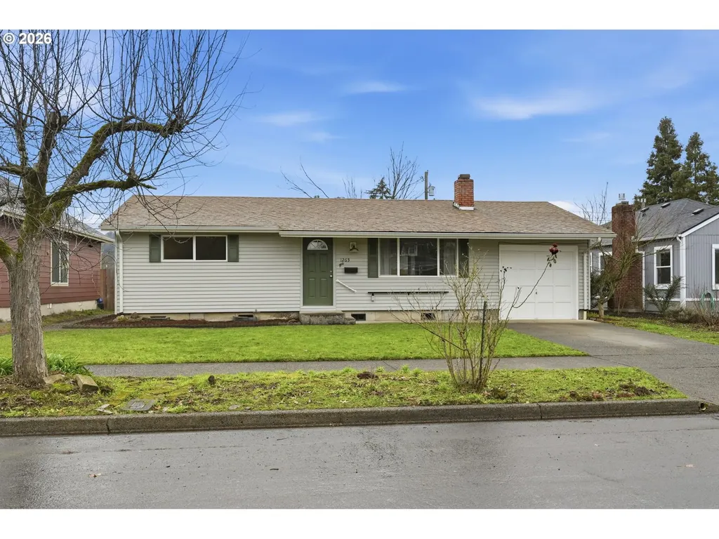 1263 F Street Springfield OR 97477