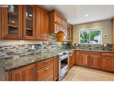 12510 SW Summer Crest Drive Portland OR 97223