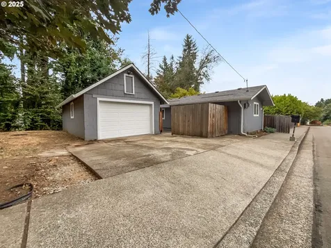 2285 Gilman Drive Oregon City OR 97045
