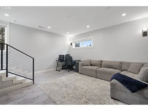 1020 SE 113th Avenue Portland OR 97216