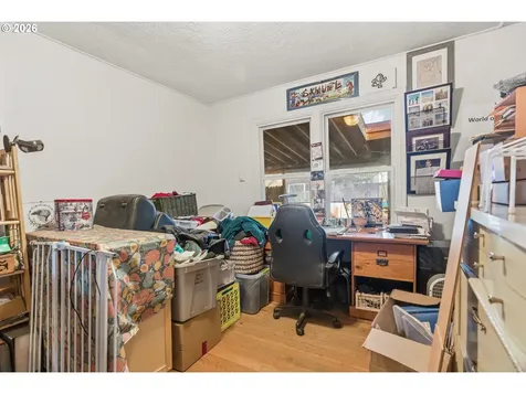 16901 SE Ivon Street Portland OR 97236