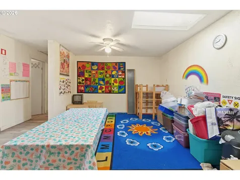 16901 SE Ivon Street Portland OR 97236