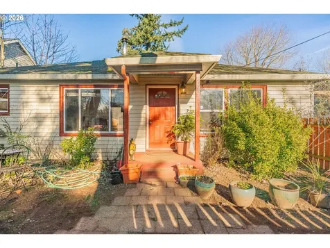 16901 SE Ivon Street Portland OR 97236