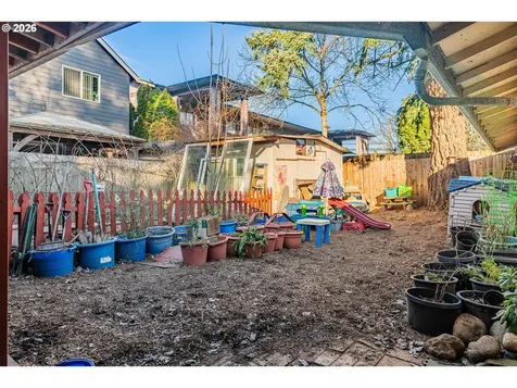 16901 SE Ivon Street Portland OR 97236