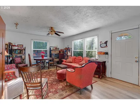 16901 SE Ivon Street Portland OR 97236