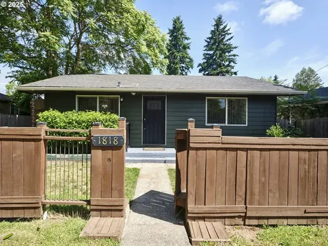 1818 E 32nd Street Vancouver WA 98663