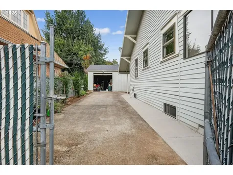 400 W 23rd Street Vancouver WA 98660