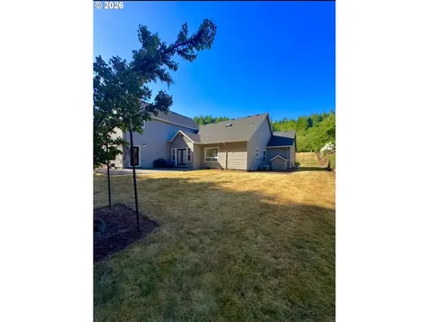 580 Holly Avenue Cottage Grove OR 97424