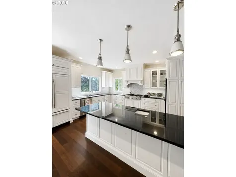580 Holly Avenue Cottage Grove OR 97424