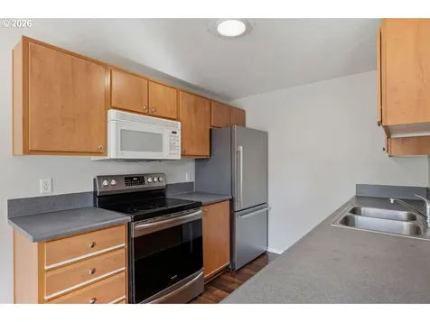 697 NE 162nd Avenue Portland OR 97230