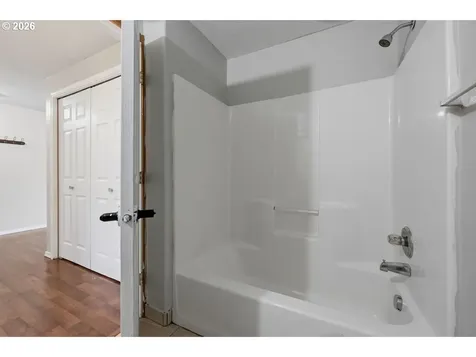 697 NE 162nd Avenue Portland OR 97230