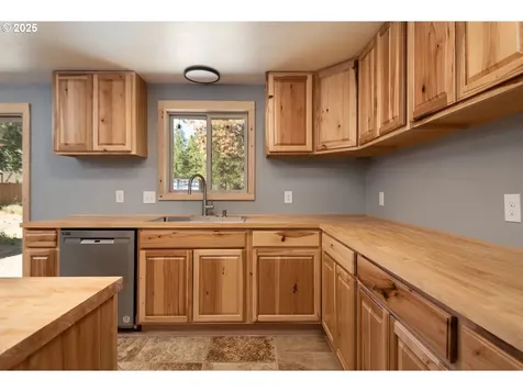 18898 Tuscarora Lane Bend OR 97702