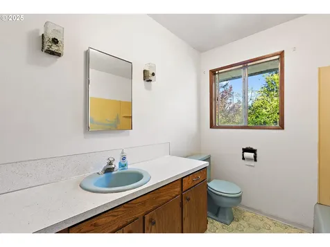 21555 NE Sunnycrest Road Newberg OR 97132