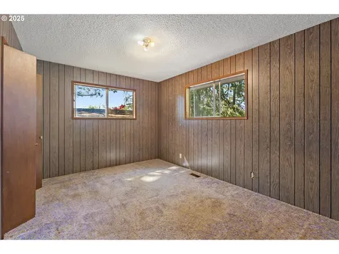 21555 NE Sunnycrest Road Newberg OR 97132