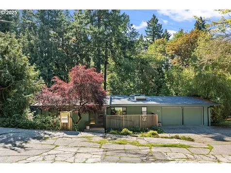 1034 SW Cheltenham Street Portland OR 97239