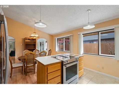 5907 NW Franklin Street Vancouver WA 98663