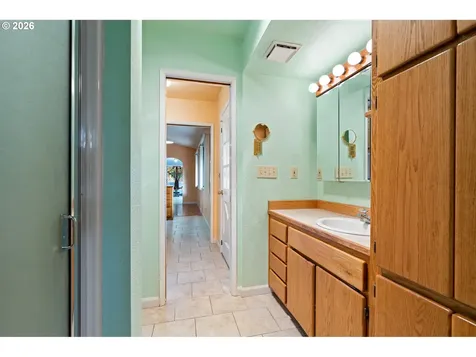 5907 NW Franklin Street Vancouver WA 98663