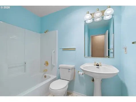 5907 NW Franklin Street Vancouver WA 98663