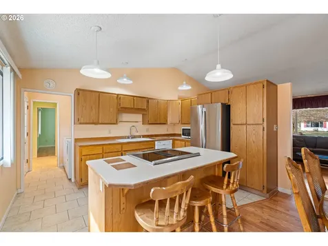 5907 NW Franklin Street Vancouver WA 98663