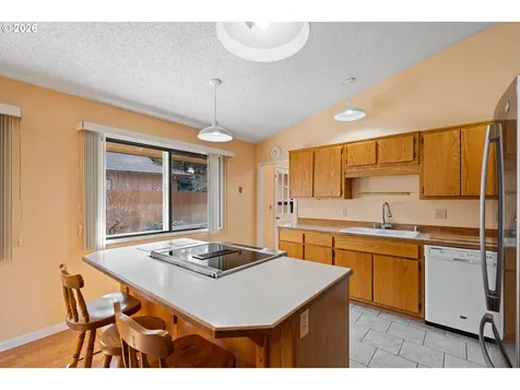 5907 NW Franklin Street Vancouver WA 98663
