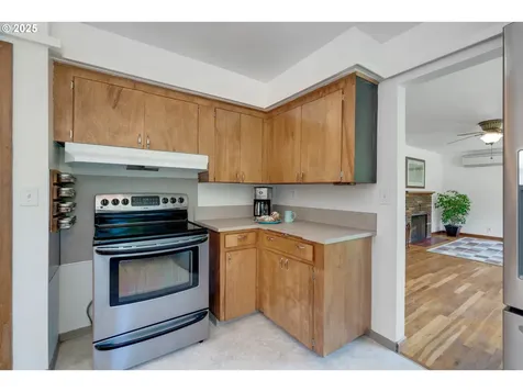 13015 E Burnside Street Portland OR 97233