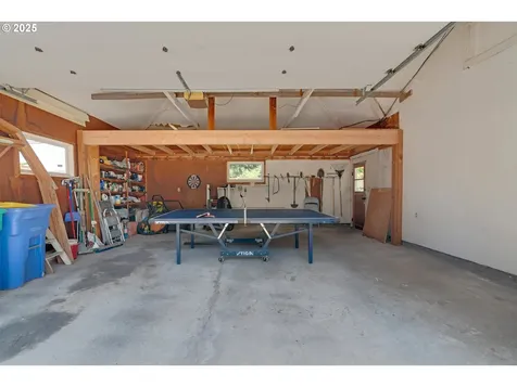 13015 E Burnside Street Portland OR 97233