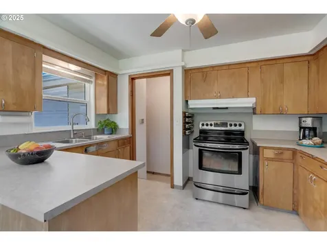 13015 E Burnside Street Portland OR 97233