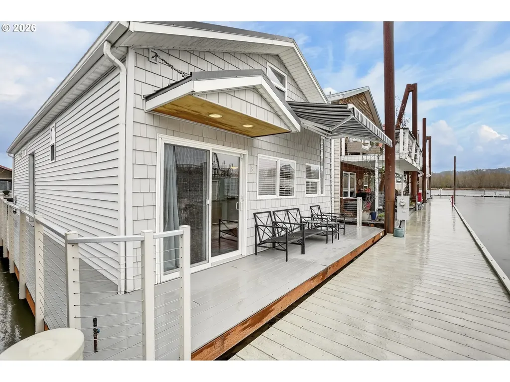 19609 NE Marine Drive Portland OR 97230